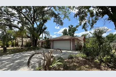 2898 Hammock Drive, Plant City, FL 33566 - Photo 3