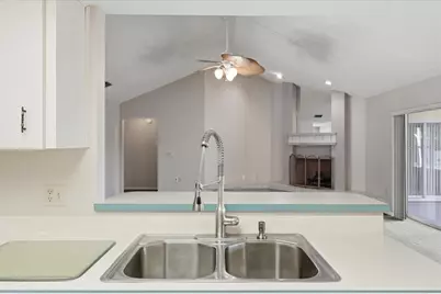 4144 Staffordshire Drive, Lakeland, FL 33809 - Photo 13