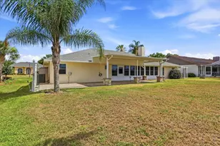 4144 Staffordshire Dr, Lakeland, FL 33809 - Photo 5