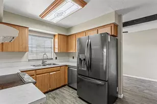 4605 Valley View Dr E, Lakeland, FL 33813 - Photo 19