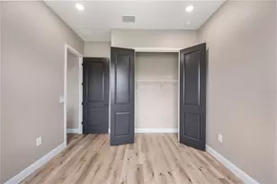 2411 Old Medulla Rd, Lakeland, FL 33811 - Photo 9