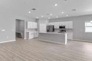 7658 SE 113th Pl, Belleview, FL 34420 - Photo 3
