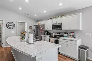 2025 Harvest Landing Cir, Lakeland, FL 33810 - Photo 13