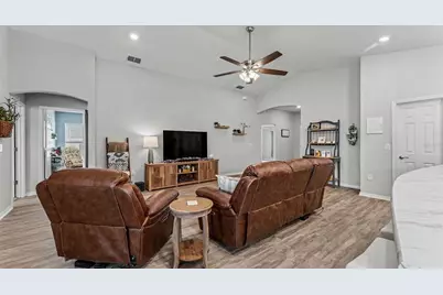 6328 Gardner Drive, Lakeland, FL 33813 - Photo 13