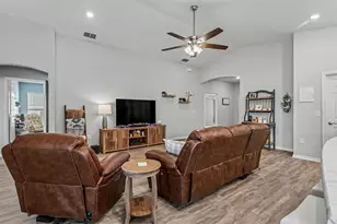6328 Gardner Dr, Lakeland, FL 33813 - Photo 13