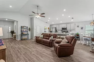 6328 Gardner Dr, Lakeland, FL 33813 - Photo 11