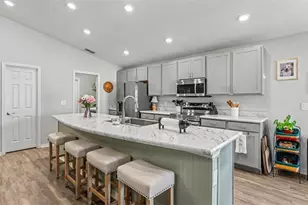 6328 Gardner Dr, Lakeland, FL 33813 - Photo 9
