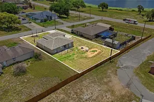 6005 Lake Ruth Dr W, Dundee, FL 33838 - Photo 5