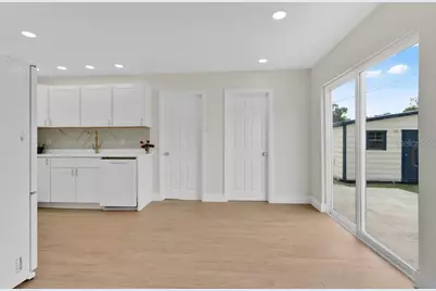 1502 N Bracewell Drive, Plant City, FL 33563 - Photo 27