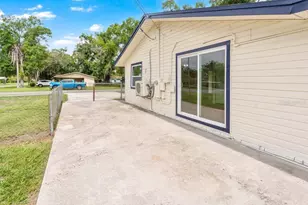 1502 N Bracewell Dr, Plant City, FL 33563 - Photo 29