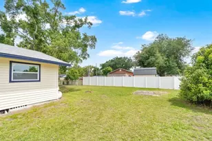1502 N Bracewell Dr, Plant City, FL 33563 - Photo 31