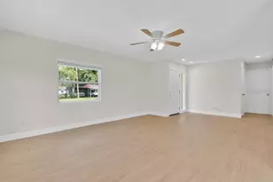 1502 N Bracewell Dr, Plant City, FL 33563 - Photo 5