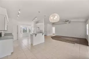 6217 Cross Creek Blvd, Lakeland, FL 33813 - Photo 5