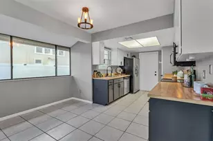 2331 Peppercorn St, Kissimmee, FL 34741 - Photo 11