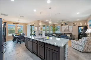 2265 Bella Luna Cir, Lakeland, FL 33810 - Photo 15