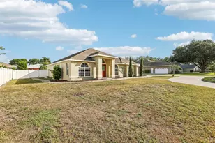 1210 Waterford Dr, Lakeland, FL 33803 - Photo 3