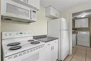 703 W Alamo Dr, Lakeland, FL 33813 - Photo 15