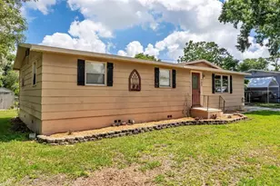 703 W Alamo Dr, Lakeland, FL 33813 - Photo 3