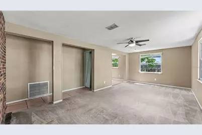 703 W Alamo Drive, Lakeland, FL 33813 - Photo 9