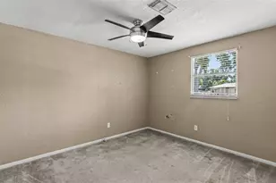 703 W Alamo Dr, Lakeland, FL 33813 - Photo 25