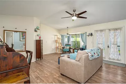 7503 Willow Wisp Drive W, Lakeland, FL 33810 - Photo 3