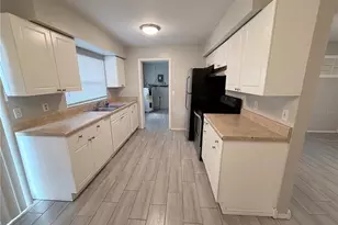 651 Duncan Cir W, Auburndale, FL 33823 - Photo 9
