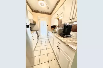 1600 W Lake Parker Drive #B4, Lakeland, FL 33805 - Photo 7
