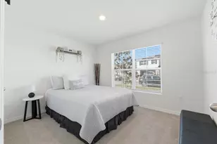 1211 Tahitian Sunrise Dr, Plant City, FL 33565 - Photo 29