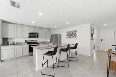 1211 Tahitian Sunrise Drive, Plant City, FL 33565 - Photo 17