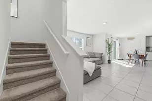1211 Tahitian Sunrise Dr, Plant City, FL 33565 - Photo 19