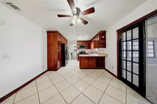 5020 Pine St, Seffner, FL 33584 - Photo 9