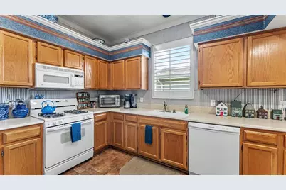 6257 Silver Lakes Drive W, Lakeland, FL 33810 - Photo 19