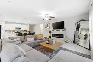 4306 Salt Springs Ln, Lakeland, FL 33811 - Photo 9