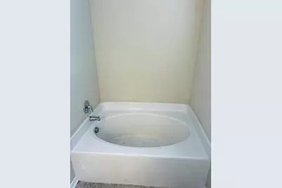 5662 Oakwood Knoll Drive, Lakeland, FL 33811 - Photo 3