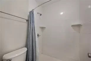 1836 N Crystal Lake Dr, Lakeland, FL 33801 - Photo 23