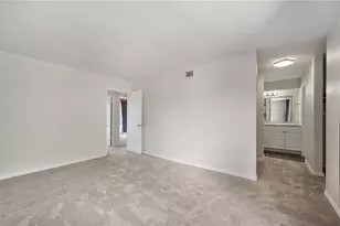 1836 N Crystal Lake Dr, Lakeland, FL 33801 - Photo 19
