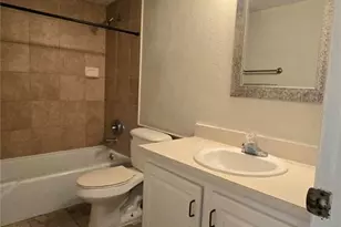 1920 E Edgewood Dr, Lakeland, FL 33803 - Photo 17