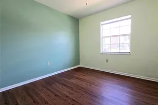 1920 E Edgewood Dr, Lakeland, FL 33803 - Photo 13
