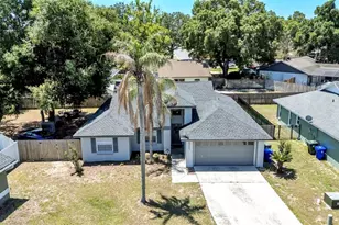 6203 Vintner Ln, Lakeland, FL 33809 - Photo 3
