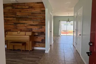 3846 Crystal Dew St, Plant City, FL 33567 - Photo 5