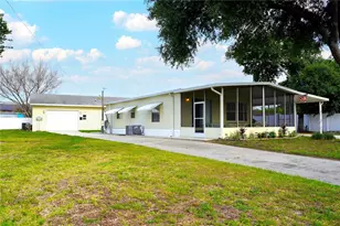 5747 E Lake Fox Dr, Winter Haven, FL 33884 - Photo 1