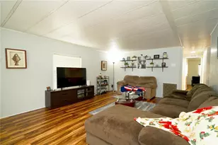 5747 E Lake Fox Dr, Winter Haven, FL 33884 - Photo 23
