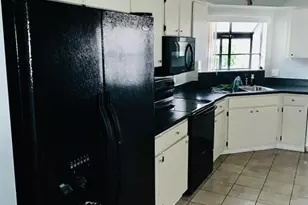 1846 Masters Ln, Lakeland, FL 33810 - Photo 9