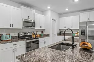2063 Old Pasture Ln, Lakeland, FL 33801 - Photo 15