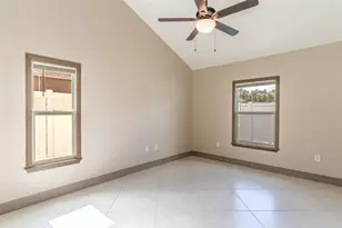 148 Madalyn Ct, Auburndale, FL 33823 - Photo 5