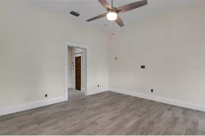 833/835 Johnson Avenue #833/835, Lakeland, FL 33801 - Photo 5