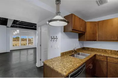 125 N Kentucky Avenue #303, Lakeland, FL 33801 - Photo 15