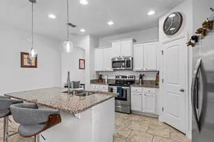 4007 Prima Lago Cir, Lakeland, FL 33810 - Photo 7