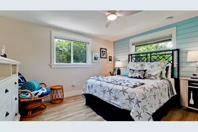 522 68th Street, Holmes Beach, FL 34217 - Photo 25