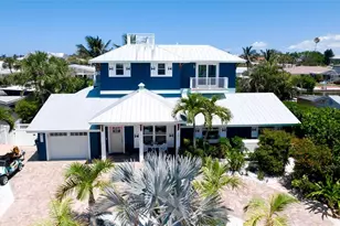 522 68th St, Holmes Beach, FL 34217 - Photo 1